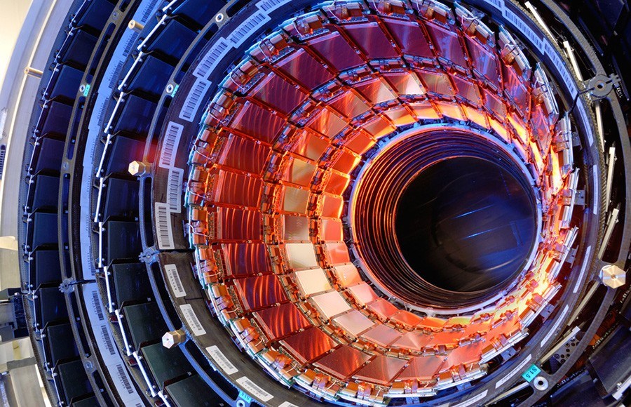 Η Κίνα πρόκειται να κατασκευάσει επιταχυντή τριπλάσιο σε μέγεθος από τον CERN