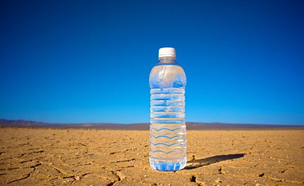 Επιστήμονες μετέτρεψαν τον αέρα της ερήμου σε πόσιμο νερό