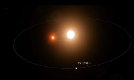 Ένας μαθητής Λυκείου χρειάστηκε… τρεις μέρες πρακτικής στη NASA για να ανακαλύψει έναν νέο πλανήτη με δύο ήλιους!