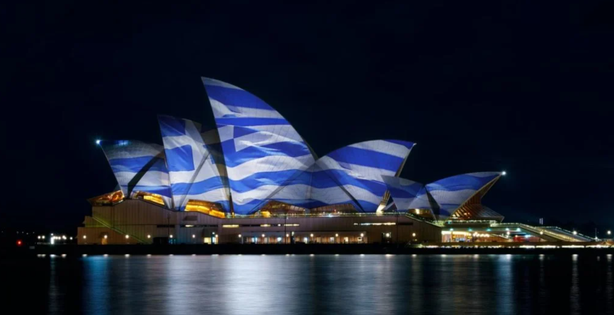 H Όπερα του Σίδνεϊ θα φωταγωγηθεί με τα ελληνικά χρώματα για να τιμηθούν τα 200 χρόνια από το 1821