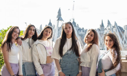 Pretty Loud: Το πρώτο γυναικείο συγκρότημα Ρομά στον κόσμο